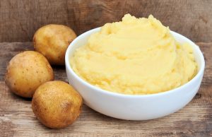potatoes help brighten the skin in the eye area